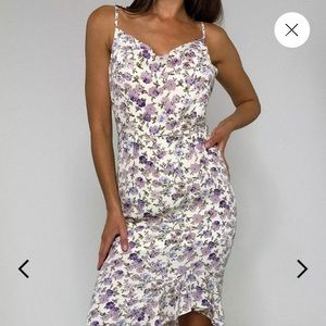 NWT Missguided floral side ruffle midi dress